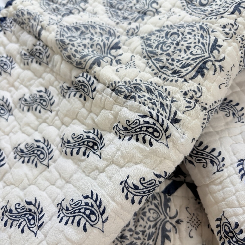 Ballard Designs Pippa Patchwork Euro Shams Blue White Cotton Quilted Paisley (3) - Picture 13 of 16